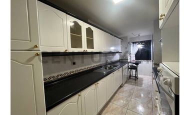Se arrienda amplio departamento  Barrio Brasil