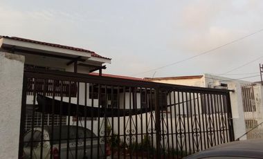 casa en venta en ciudad jardín. Cod V9261