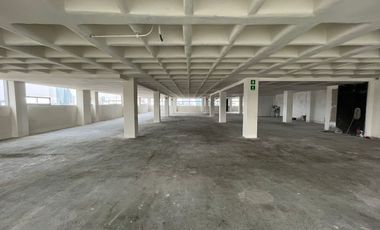 Renta Oficina de 600 m2 en Parque Lira, obra gris