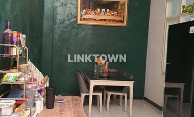 Hot Surabaya Timur Rumah 2.5 Lantai di Wiguna Timur Regency
