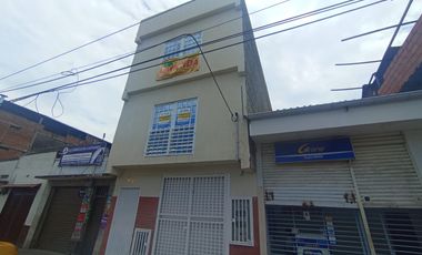 bodega en arriendo en obrero. Cod A9190523