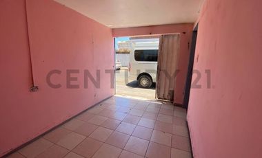 Se vende casa de tres pisos con vista al mar en Antofagasta