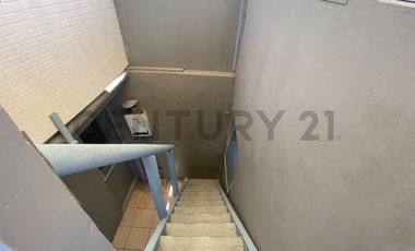 Se vende casa de tres pisos con vista al mar en Antofagasta