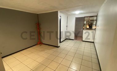 Se vende casa de tres pisos con vista al mar en Antofagasta