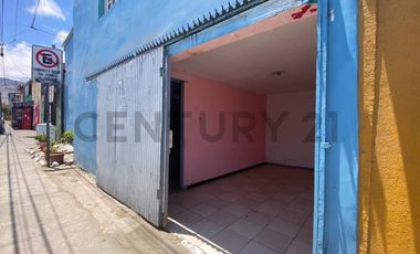 Se vende casa de tres pisos con vista al mar en Antofagasta