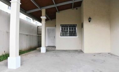 CASA EN ALTOS DE LAS PRADERAS EN SAN ANTONIO