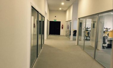 Galpón 2750m2 en 1 Planta Zonif: Mixt 4