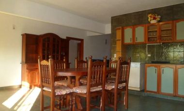 Casa venta - 6 dormitorio 3 baños - 290mts2 totales - Villa Dominico
