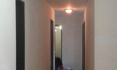 SE ACEPTA PERMUTA HASTA EL 50 - ESCUCHAMOS PROPUESTAS INMEJORABLE UBICACIÓN SEMI PISO CON GARAGE