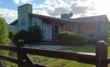 VENDO CASA DE CAMPO EN CHAPADMALAL