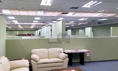 Renta o Venta de Local Comercial en Granjas Esmeralda