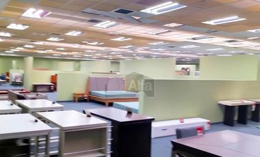 Renta o Venta de Local Comercial en Granjas Esmeralda