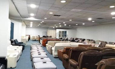 Renta o Venta de Local Comercial en Granjas Esmeralda