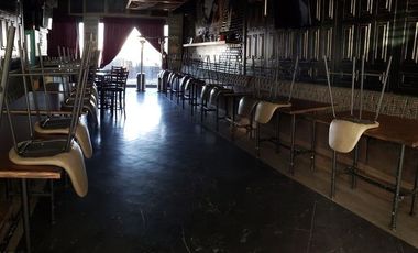 LOCAL EN VENTA O TRASPASO plaza chroma santa engracia SAN SAN PEDRO