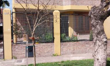 Casa PH en venta en Wilde Oeste