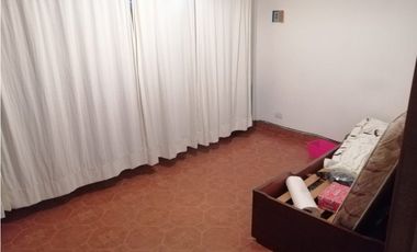 VENTA EN BLOCK  DOS DEPARTAMENTOS CON BALCÓN A LA CALLE