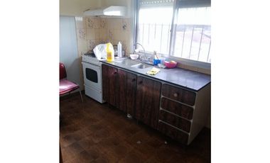 VENTA EN BLOCK  DOS DEPARTAMENTOS CON BALCÓN A LA CALLE
