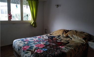 Casa 3 ambientes/ Barrio San Jacinto