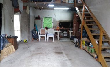 Casa 3 ambientes/ Barrio San Jacinto