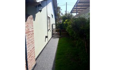 Casa 3 ambientes/ Barrio San Jacinto