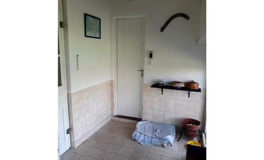 Casa 3 ambientes/ Barrio San Jacinto