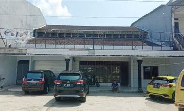 Sewa Rumah Dekat Kantor Bupati Belopa, Alun-Alun Kota Belopa
