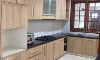 Disewakan Rumah Besar Vermont Parkland BSD City Tangerang