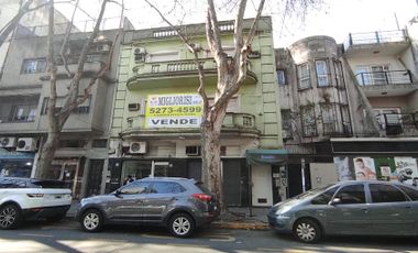 Casa de 8 ambientes en Venta en Villa crespo