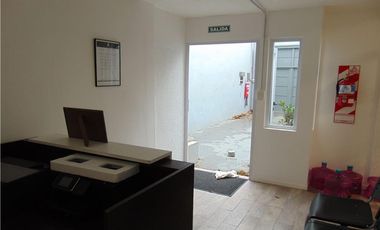 Finca subdividida en 2 PH tipo casa