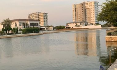 VENTA DE CASA EN PUERTO MOCOLI