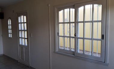 DUPLEX 3 AMBIENTE EN QUILMES OESTE.