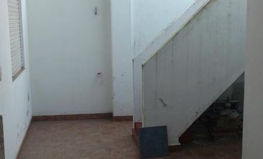 Se Vende PH de 3 Ambientes al Fondo en Jose L. Suarez con Terraza y SIN EXPENSAS