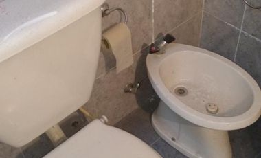 Se Vende PH de 3 Ambientes al Fondo en Jose L. Suarez con Terraza y SIN EXPENSAS