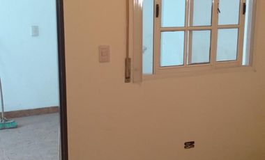 Se Vende PH de 3 Ambientes al Fondo en Jose L. Suarez con Terraza y SIN EXPENSAS