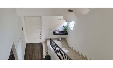 Venta de casa en Brisas del Golf, Ph Villa Alta