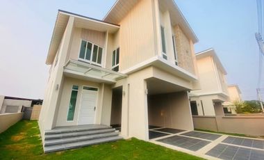 5 Bedroom House for sale in Ban Waen, Chiang Mai