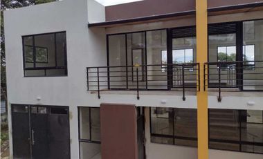 Casas Urbanas para Estrenar con el valor m² más económico de La Mesa