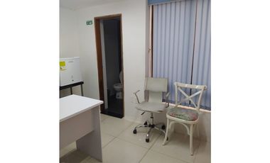 se arrienda consultorio medico