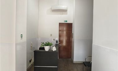 Oficina Comercial en Venta Metro Manquehue. Las Condes