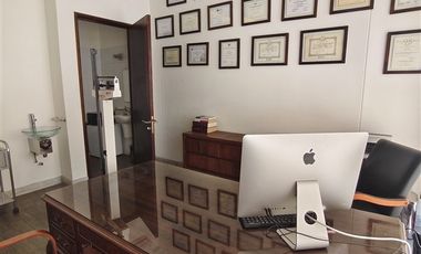 Oficina Comercial en Venta Metro Manquehue. Las Condes