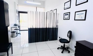 Oficina Comercial en Venta Metro Manquehue. Las Condes