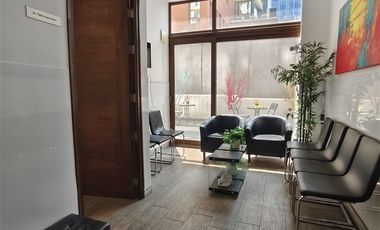 Oficina Comercial en Venta Metro Manquehue. Las Condes