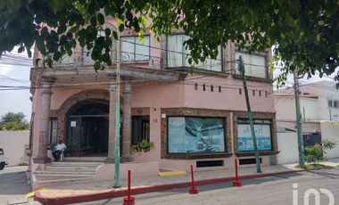 RENTA LOCAL COMERCIAL PLAZA  TEOPANZOLCO EN CUERNAVACA MORELOS