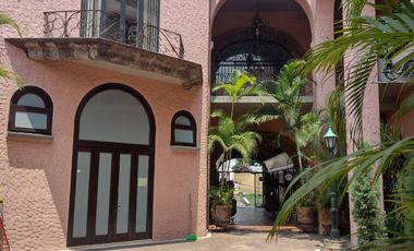 RENTA LOCAL COMERCIAL PLAZA  TEOPANZOLCO EN CUERNAVACA MORELOS