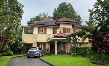 Dijual Villa Rancamaya Estate Full Furnish ada Kolam Renangnya di Bogor