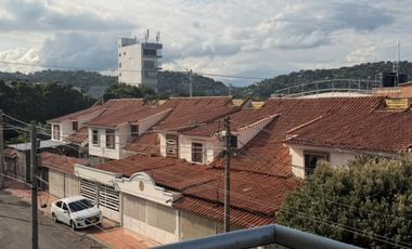 apartamento en venta en quinta bosch. Cod V3390