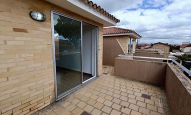 casa en arriendo en la balsa. Cod A5907