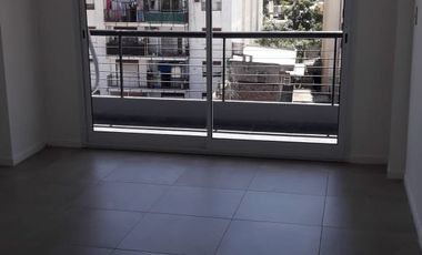 A ESTRENAR. 1 AMBIENTE CONTRAFRENTE