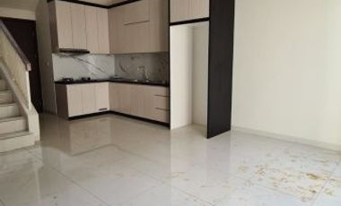 DISEWAKAN RUMAH BARU VICTORIA ALAM SUTERA DEKAT BINUS