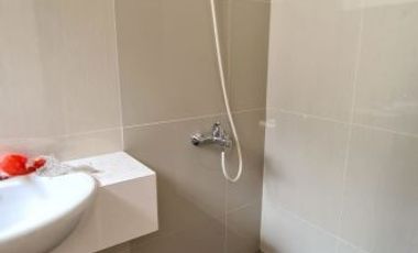 DISEWAKAN RUMAH BARU VICTORIA ALAM SUTERA DEKAT BINUS